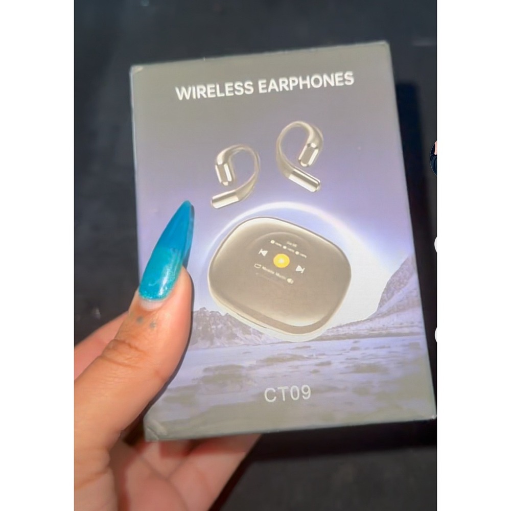 CT09 Wireless Earphones Bluetooth Clip On Headphones Gold with Charging Case NEW